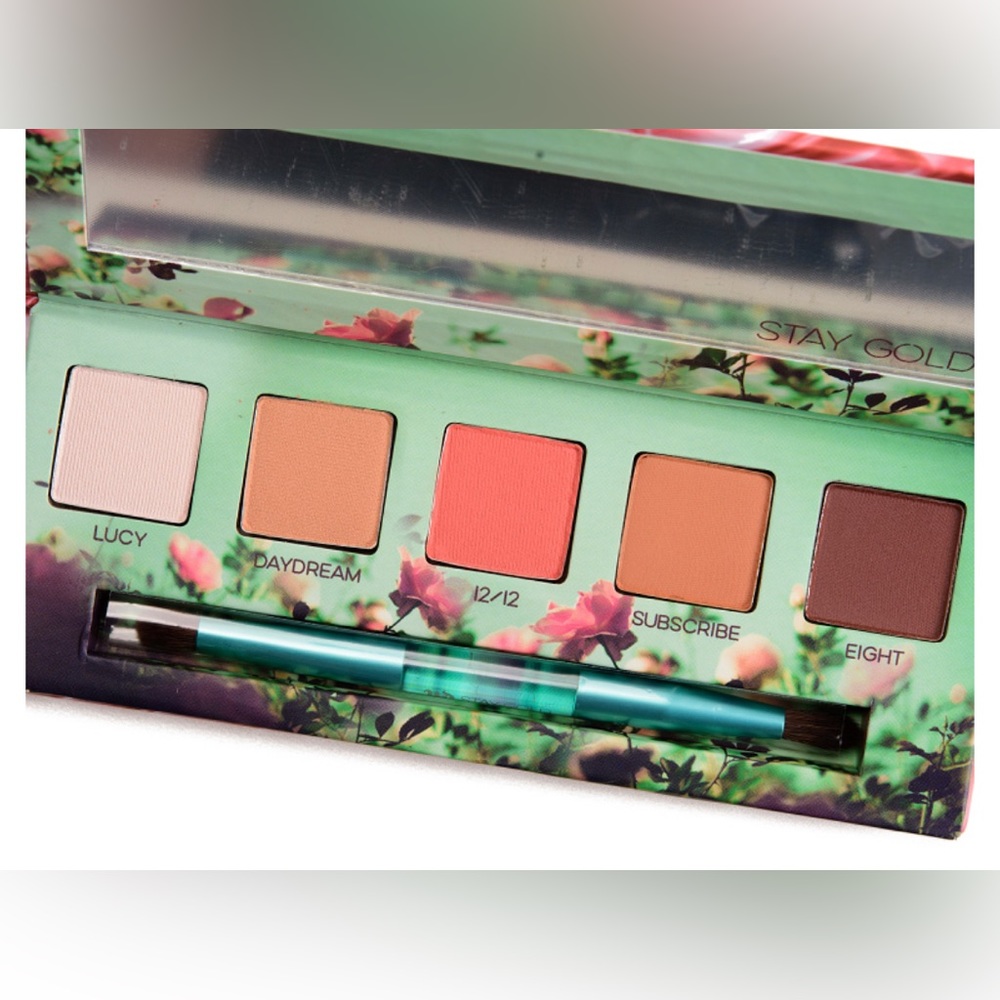Urban Decay Daydream Kristen Leanne Eyeshadow Palette
